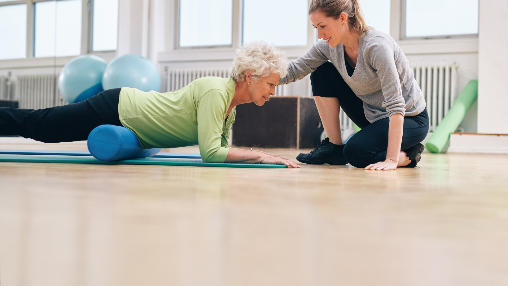 Politibælte med pistol